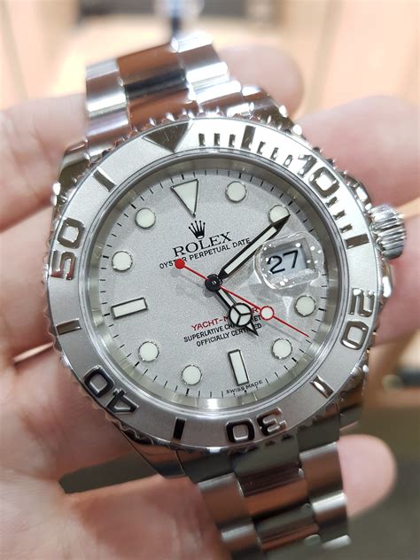 yacht master platinum bezel.